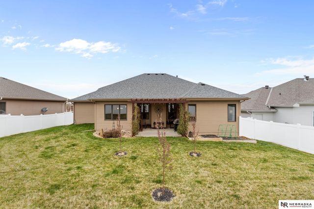 8108 S 155th Avenue, Omaha, NE 68138