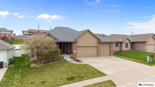 8108 S 155th Avenue, Omaha, NE 68138