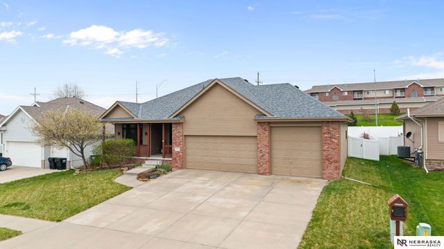 8108 S 155th Avenue, Omaha, NE 68138