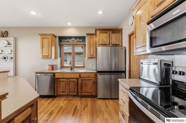 8108 S 155th Avenue, Omaha, NE 68138