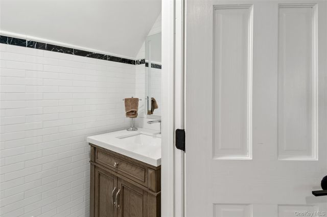 1821 Tenbroeck Avenue, Bronx, NY 10461
