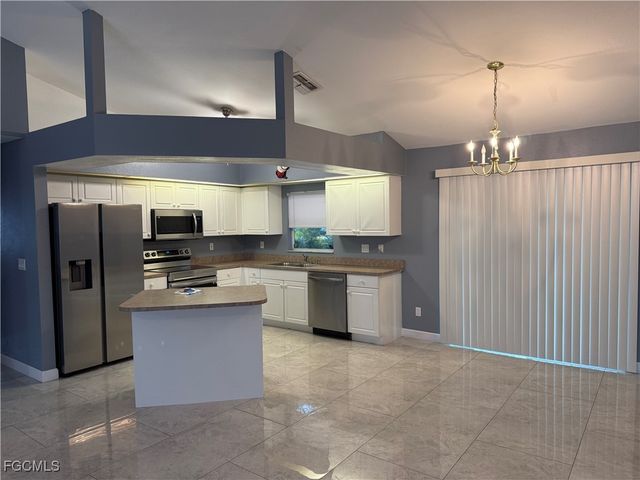 3509 8th ST SW, Lehigh Acres, FL 33976