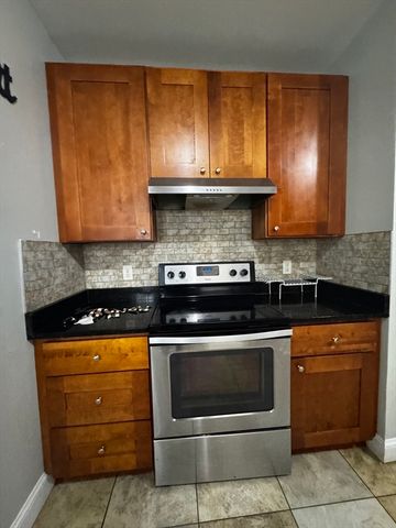 72 Kingsdale St 1, Boston, MA 02124