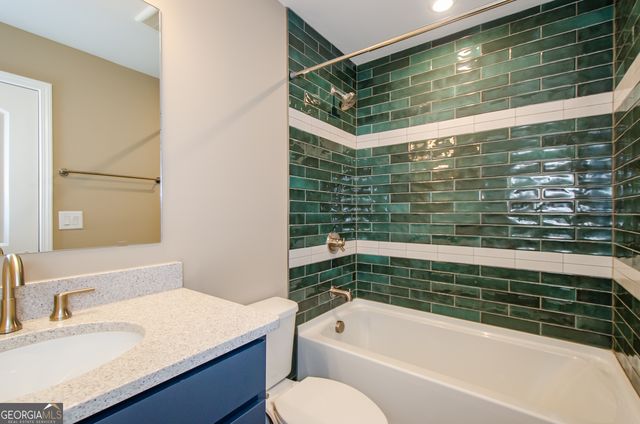 8555 Scenic Ridge Way, Ball Ground, GA 30107