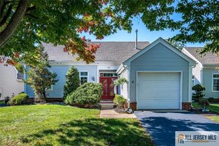64 Winthrop Road, Monroe, NJ 08831