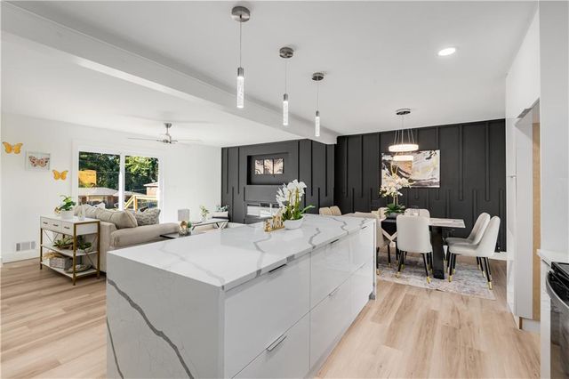 2377 Fontaine Circle, Decatur, GA 30032