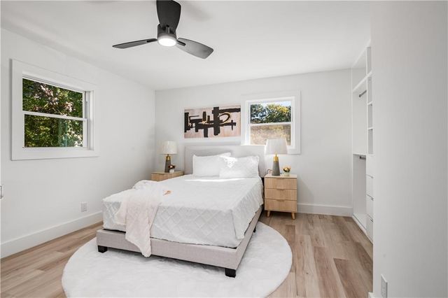 2377 Fontaine Circle, Decatur, GA 30032