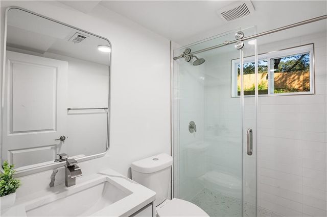 2377 Fontaine Circle, Decatur, GA 30032