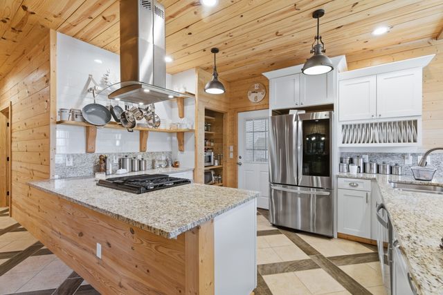 118 W Heath Street, Hico, TX 76457