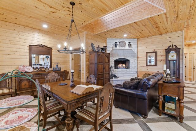 118 W Heath Street, Hico, TX 76457