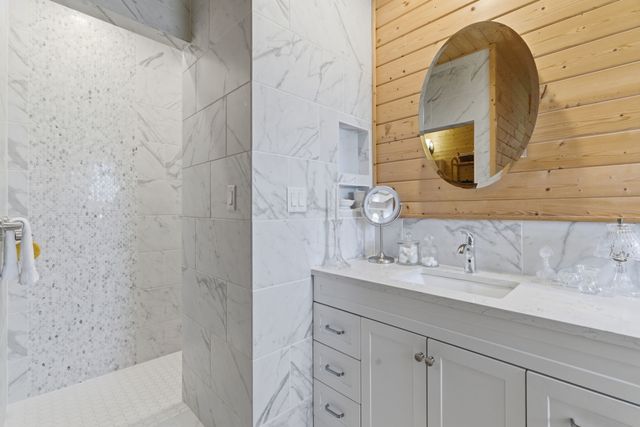 118 W Heath Street, Hico, TX 76457