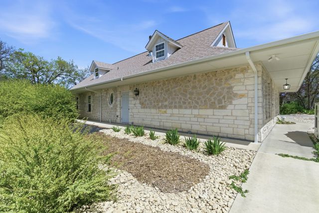 118 W Heath Street, Hico, TX 76457