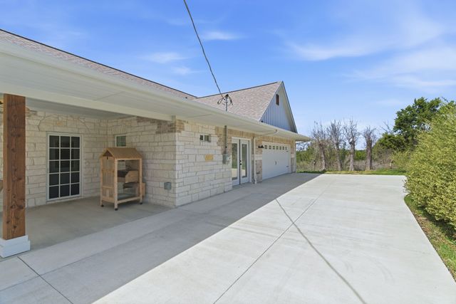 118 W Heath Street, Hico, TX 76457