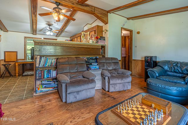 4432 Walker Mountain Road, Bristol, VA 24202