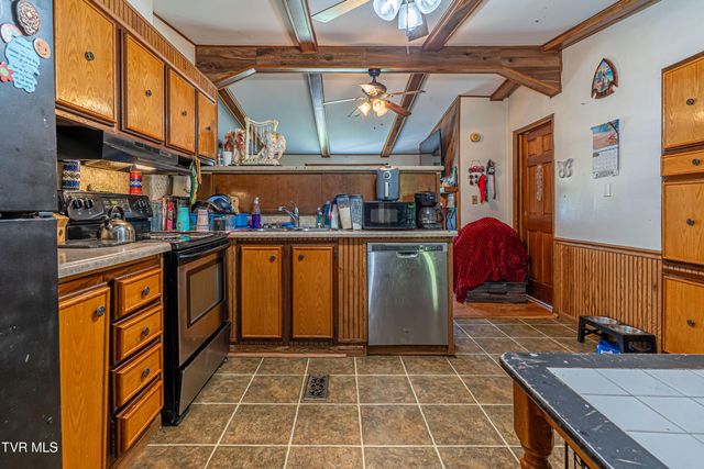 4432 Walker Mountain Road, Bristol, VA 24202