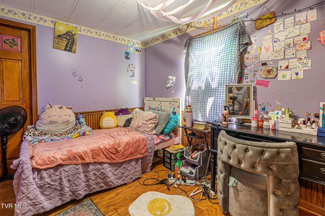 4432 Walker Mountain Road, Bristol, VA 24202