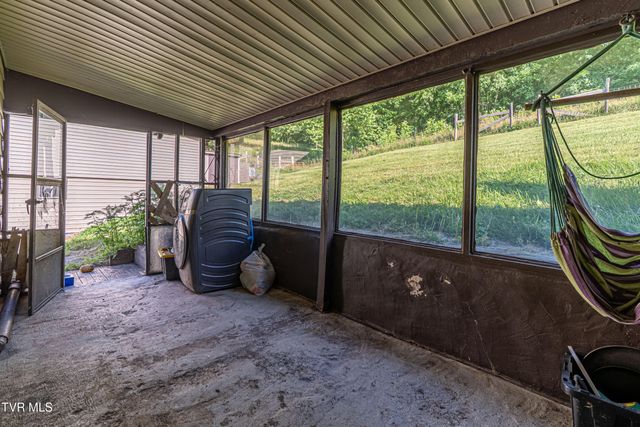 4432 Walker Mountain Road, Bristol, VA 24202
