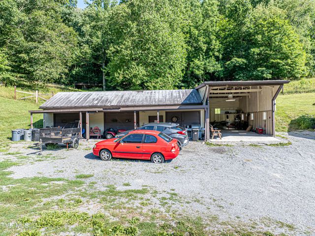 4432 Walker Mountain Road, Bristol, VA 24202
