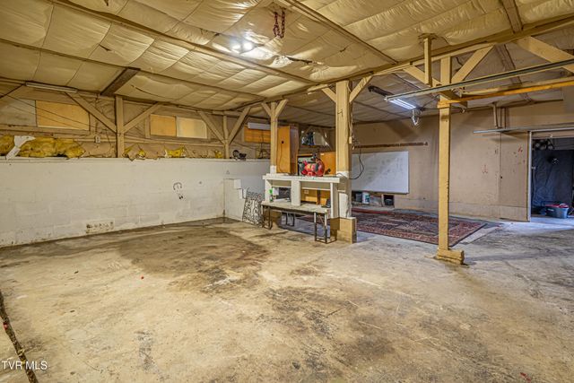 4432 Walker Mountain Road, Bristol, VA 24202