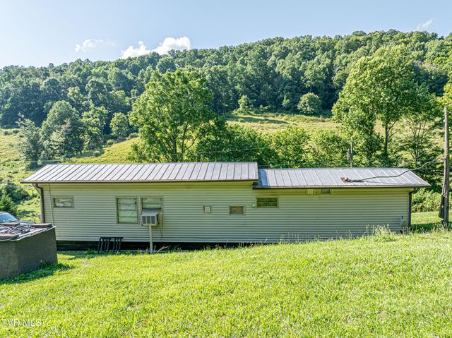 4432 Walker Mountain Road, Bristol, VA 24202