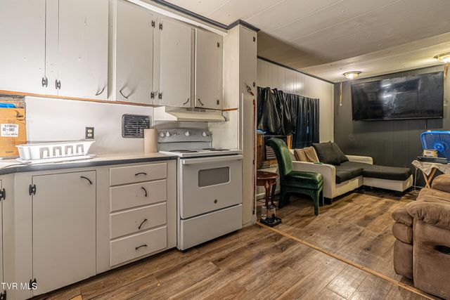 4432 Walker Mountain Road, Bristol, VA 24202