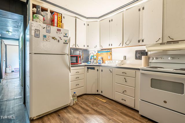 4432 Walker Mountain Road, Bristol, VA 24202