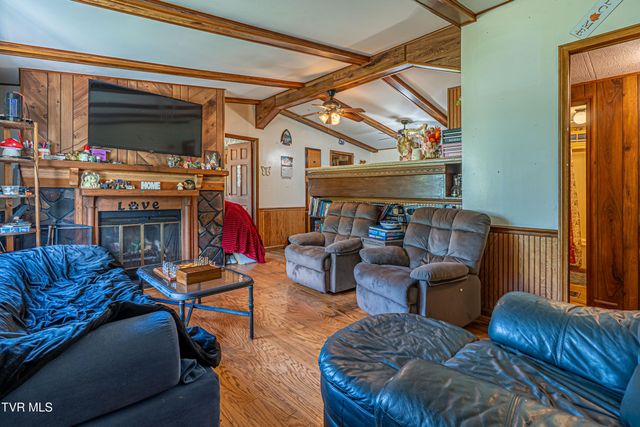 4432 Walker Mountain Road, Bristol, VA 24202