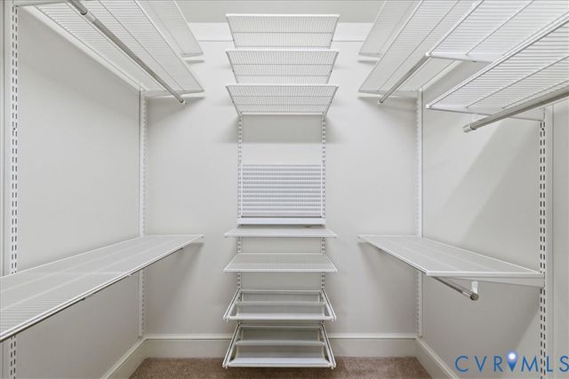 4727 Rieves Pond Dr, Chester, VA 23831