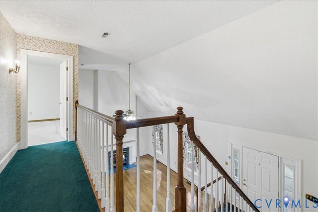 4727 Rieves Pond Dr, Chester, VA 23831