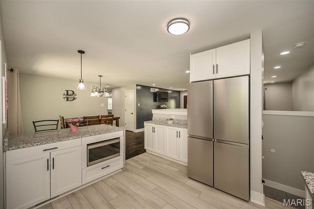 935 Loretta Drive, Arnold, MO 63010