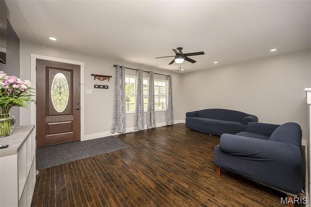 935 Loretta Drive, Arnold, MO 63010