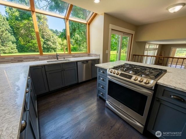 20611 SE 135th Street, Issaquah, WA 98027