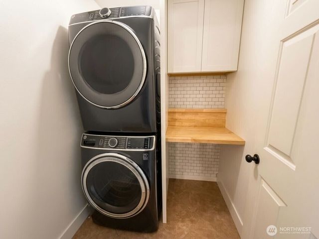 20611 SE 135th Street, Issaquah, WA 98027