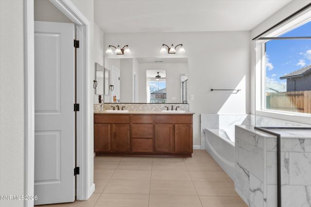 1206 Mallard Crest Drive, Sparks, NV 89441