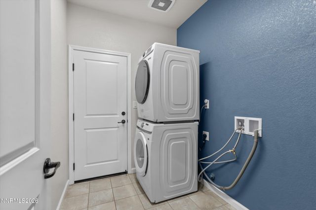 1206 Mallard Crest Drive, Sparks, NV 89441