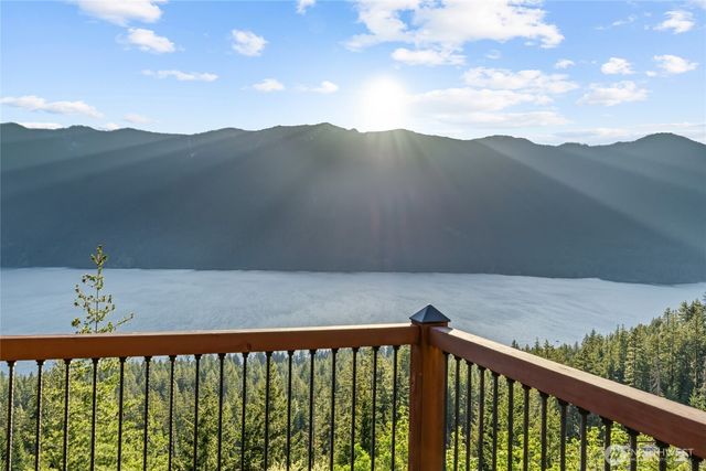 1481 Morgan Creek Road, Ronald, WA 98940