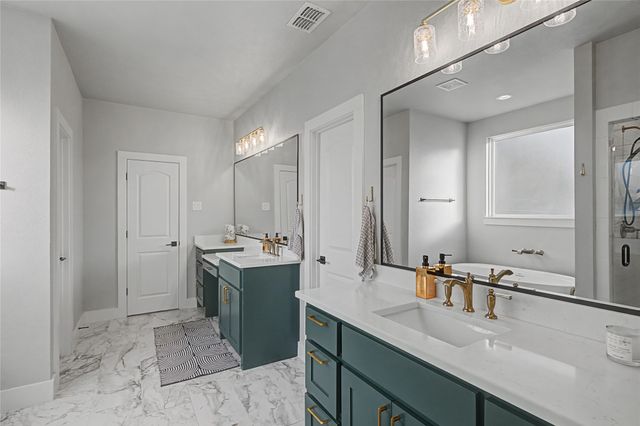 301 Sharla Smelley Road, Weatherford, TX 76088