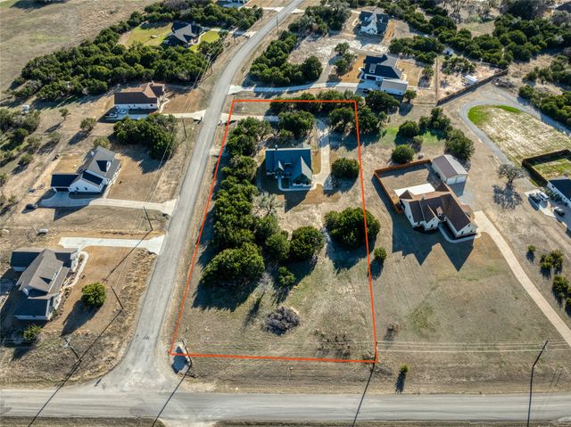 301 Sharla Smelley Road, Weatherford, TX 76088