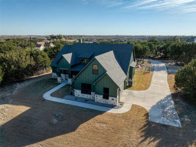 301 Sharla Smelley Road, Weatherford, TX 76088