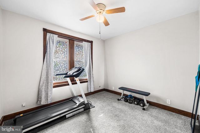 12 PLAZA ST, Marcus Hook, PA 19061