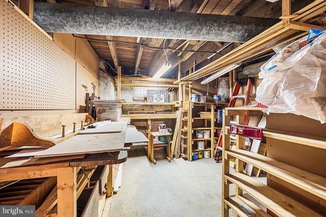 12 PLAZA ST, Marcus Hook, PA 19061