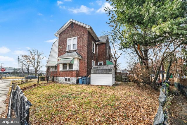 12 PLAZA ST, Marcus Hook, PA 19061