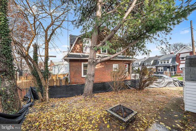 12 PLAZA ST, Marcus Hook, PA 19061