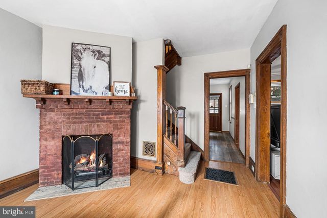 12 PLAZA ST, Marcus Hook, PA 19061