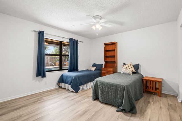 6016 Sunberry Circle, Boynton Beach, FL 33437