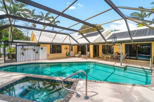 6016 Sunberry Circle, Boynton Beach, FL 33437