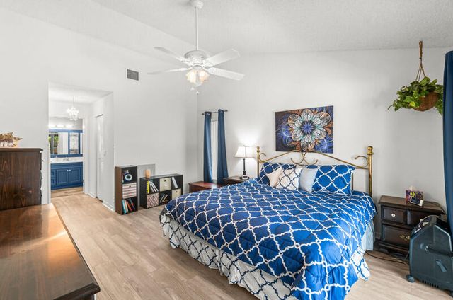 6016 Sunberry Circle, Boynton Beach, FL 33437