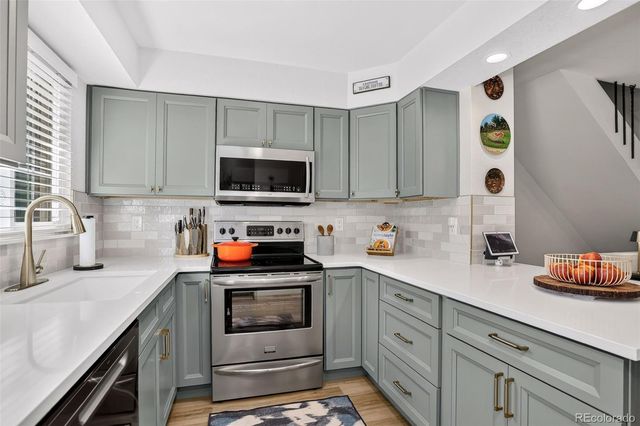 11986 E Kepner Drive, Aurora, CO 80012