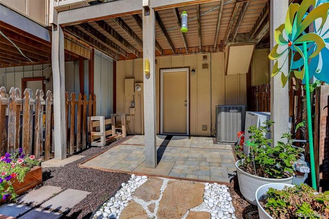 11986 E Kepner Drive, Aurora, CO 80012