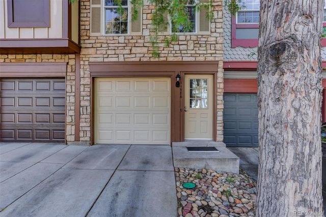 11986 E Kepner Drive, Aurora, CO 80012